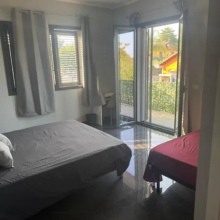 Reale Mountain View Guest house *